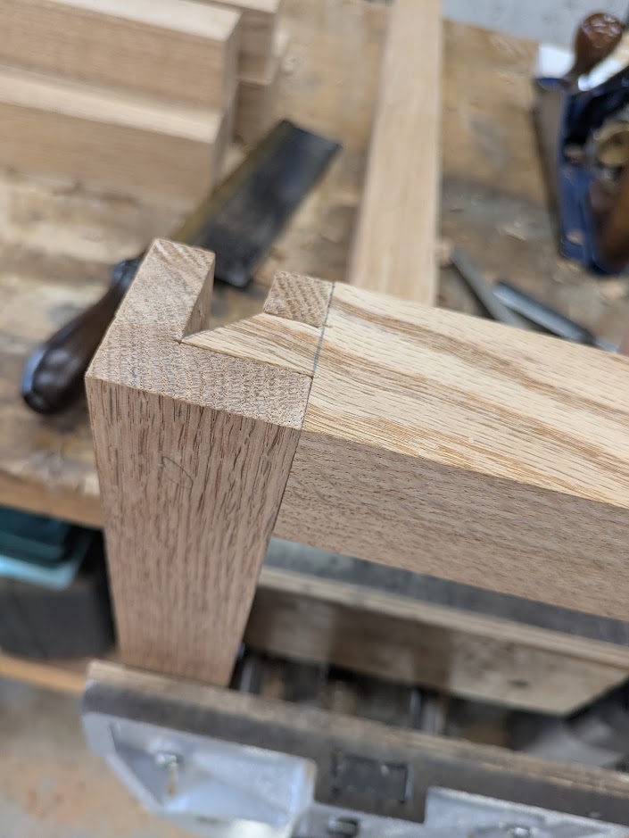 Test fitting the mitred tenon.