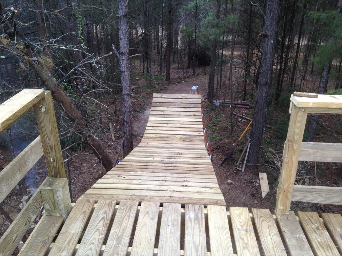 The Hog’s drop under construction. This feature long predates my debut at the Farm and since then the left side has been opened up and turned into another roll-in for ‘Round the Outside.